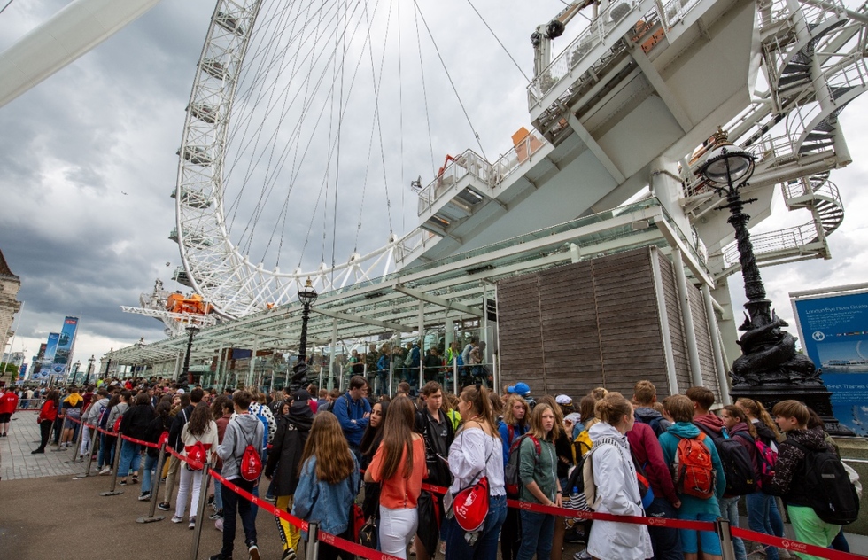 the worst tings to do in london: The London Eye